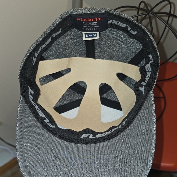 City Built Brewing Company Flexfit Gray Hat NWOT - Picture 4 of 6